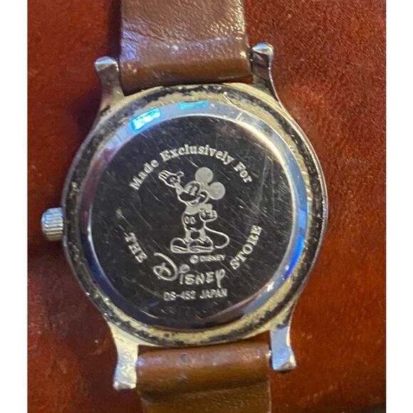 VTG RARE Women's 24mm Disney Tigger Watch By Fossil, DS-452 - Picture 4 of 4